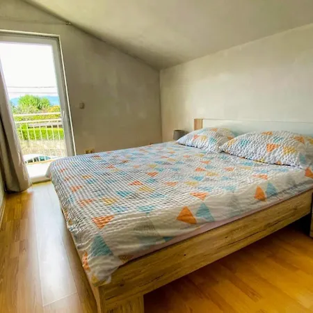 Appartaments Lion Apartament *